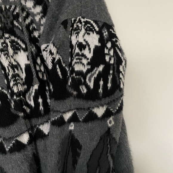 RARE Yari Artesanians Cowichan indian native eagles wool spellout hoodi… - Picture 3 of 7